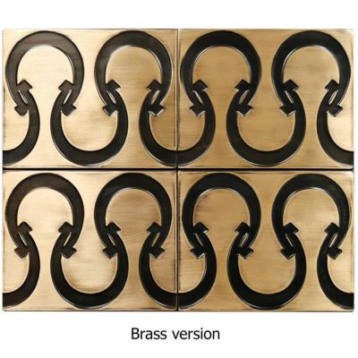 Horseshoe pattern brass tiles
